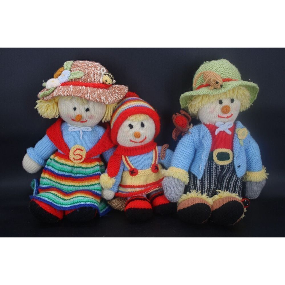 Jean Greenhowe's Scarecrow Family Mom Dad Kid Hand Knitted